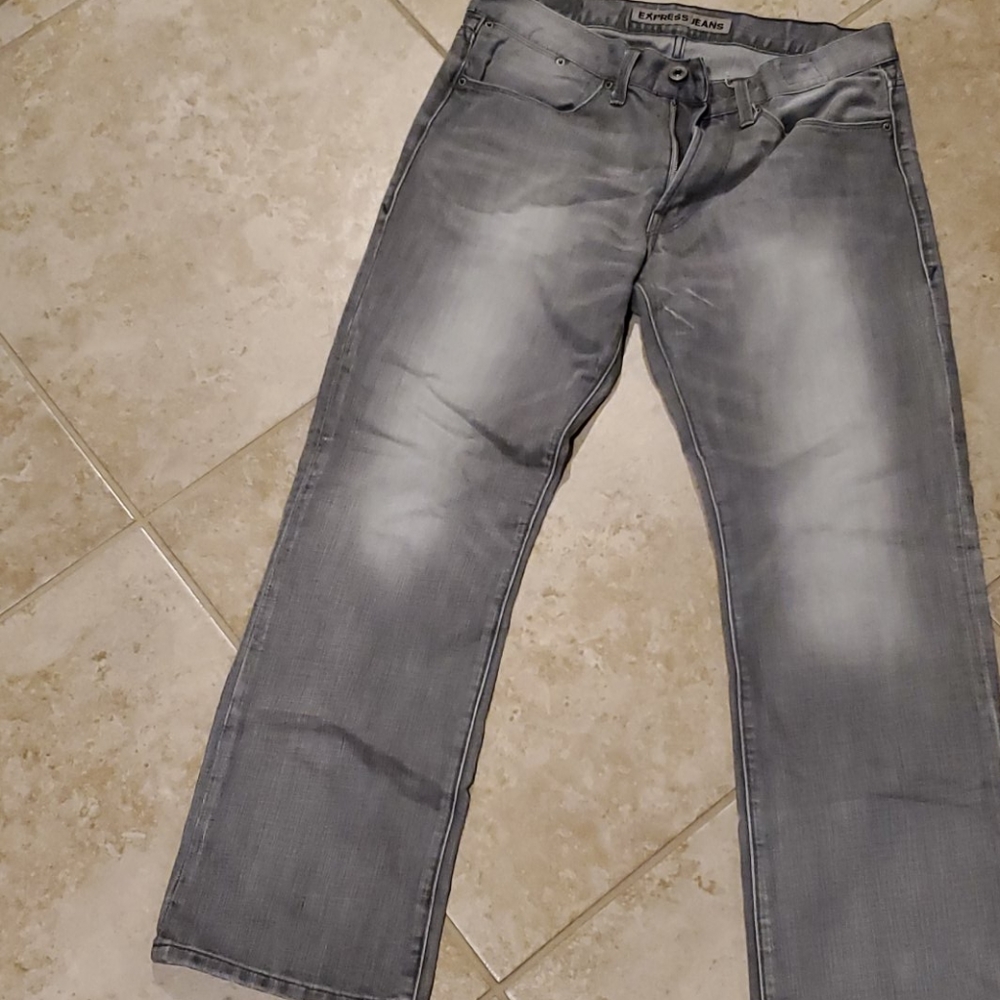 Express Men's Kingston Classic Boot Cut Jeans